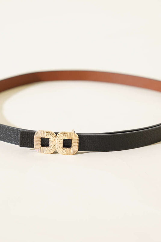 حزام رفيع بمشبك مربع مزدوج أسود