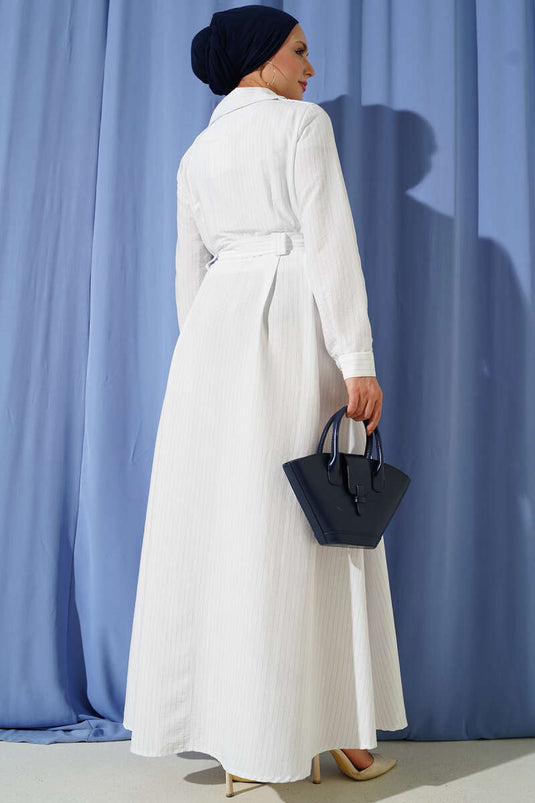 İnce Çizgili Boydan Düğmeli Elbise Beyaz