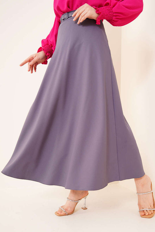 تنورة بحزام رفيعة رمادية اللون