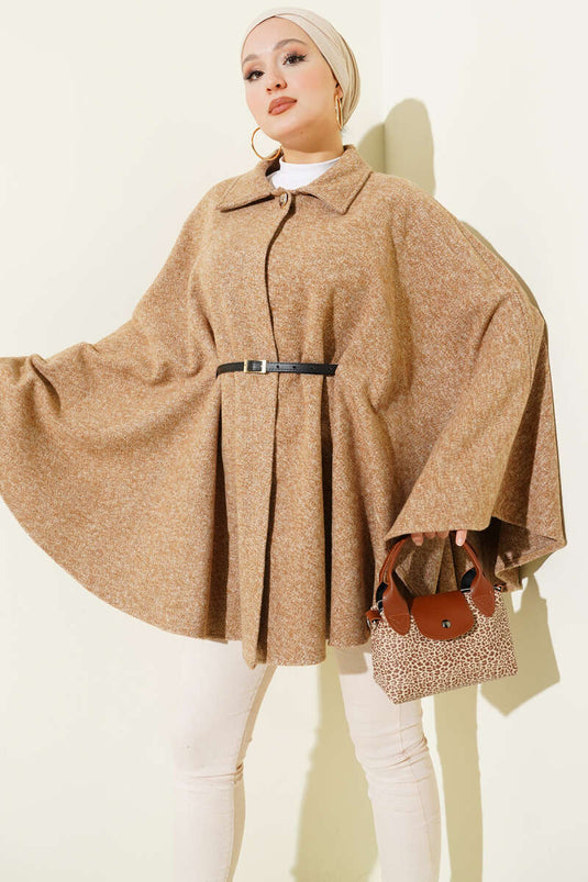 قميص رفيع بياقة وحزام، بونشو من الكشمير بلون لاتيه