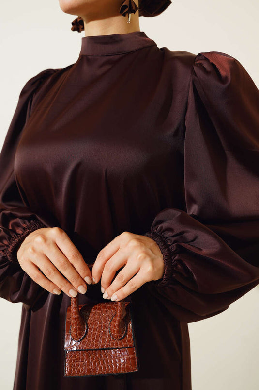 Robe En Satin Élastique À Manches Fines Ceinturées Marron