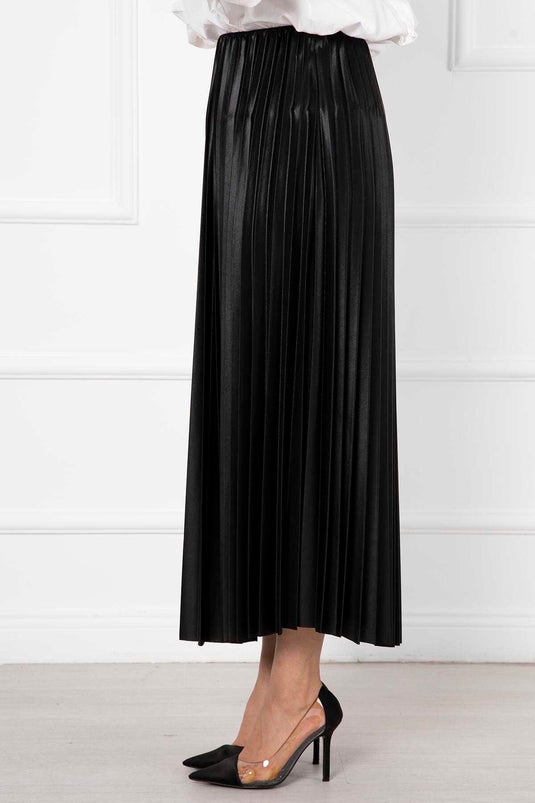 İnce Piliseli Uzun Tesettür Etek Siyah