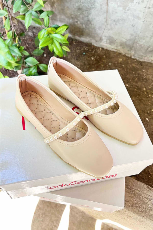 İnci Detaylı Tek Bantlı Babet Bej