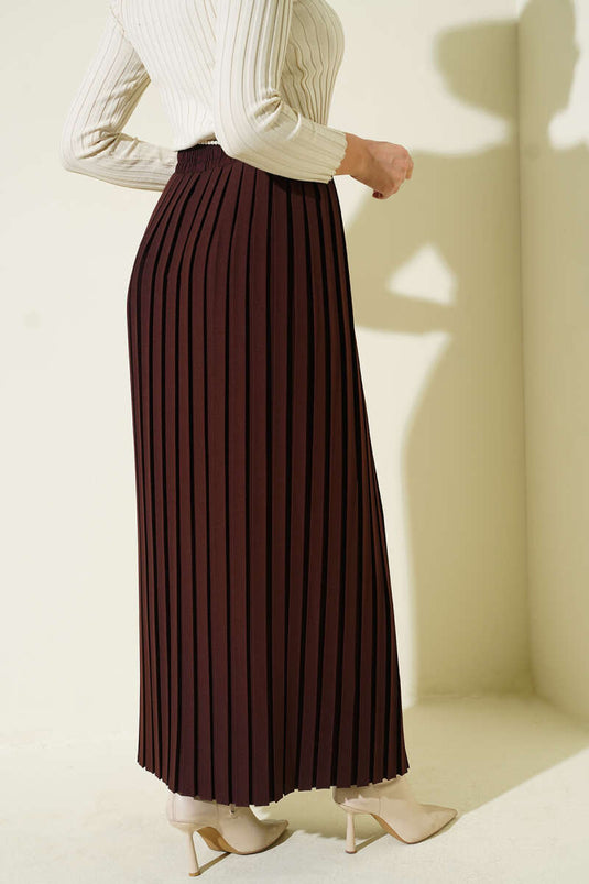 Pearl Belted Pleated Skirt Brown