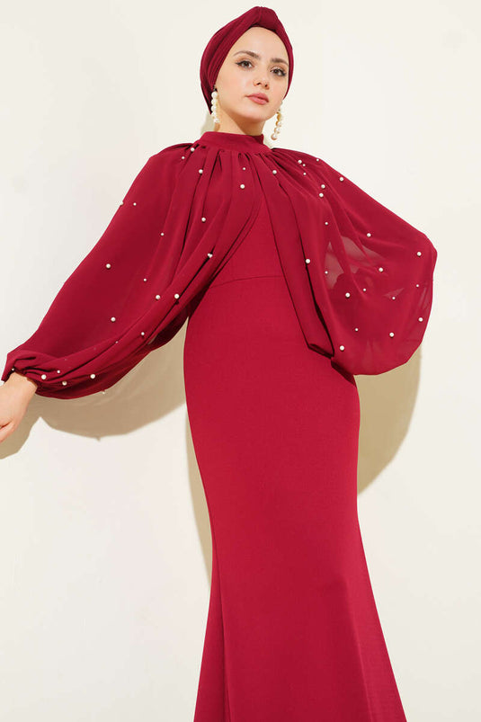 Robe de soirée bordeaux avec cape de perles