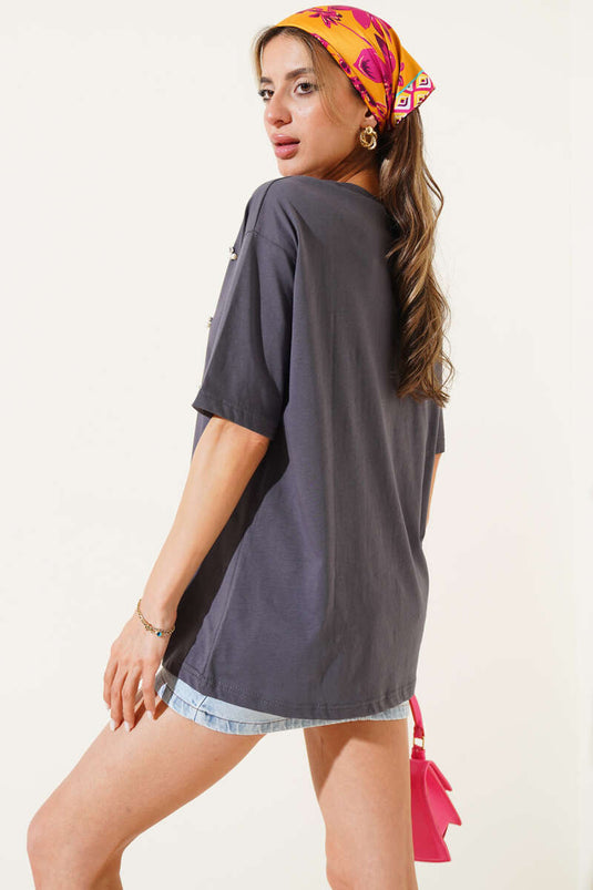 تيشيرت مزين باللؤلؤ، رمادي دخاني