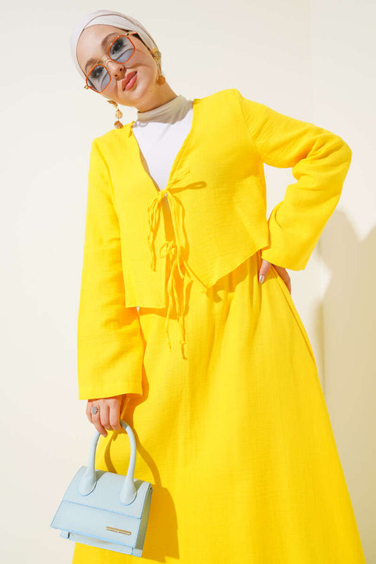 طقم تنورة كيمونو برباط خيطي أصفر من قطعتين