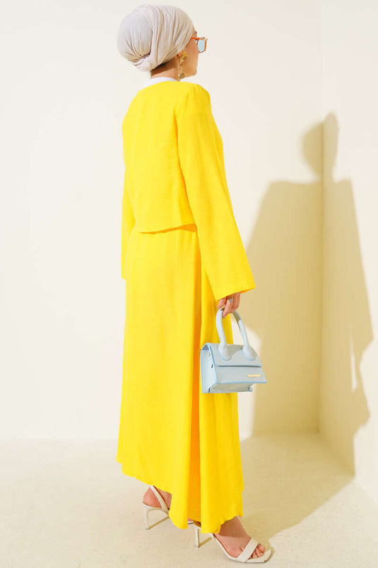 طقم تنورة كيمونو برباط خيطي أصفر من قطعتين