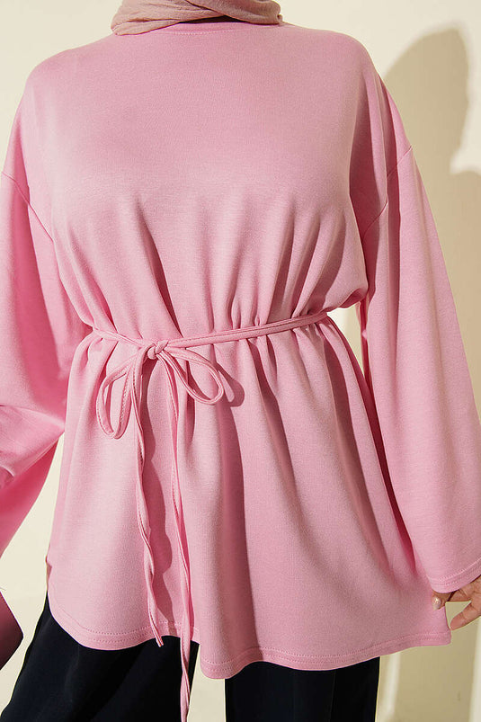 Tunique Rose Avec Détails Ornés Sur Les Bras Et Nœud Au Dos