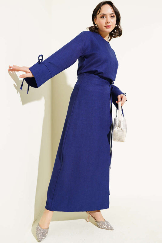 بدلة أساسية من قطعتين مع تنورة مربوطة، أزرق داكن