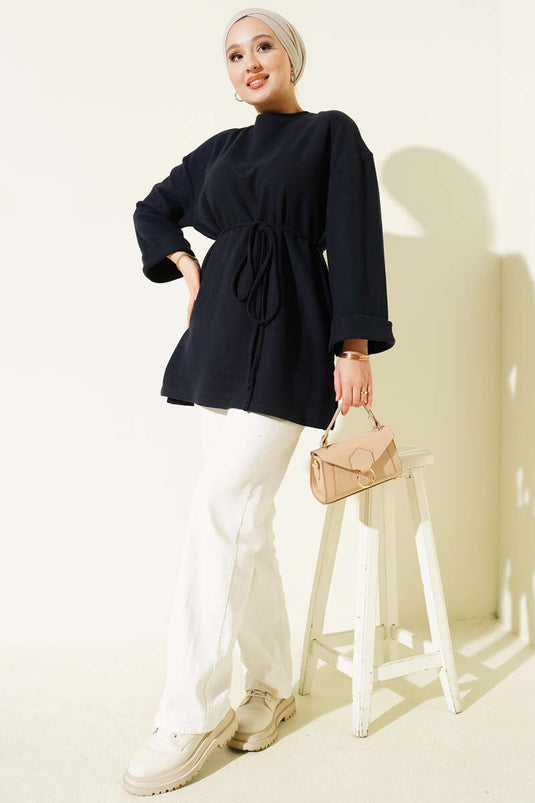 Tunique en velours côtelé bleu marine à nouer avec une corde