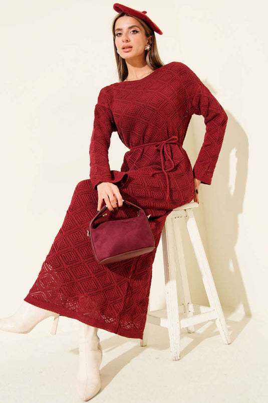 İp Kuşaklı Kare Ajurlu Triko Elbise Bordo