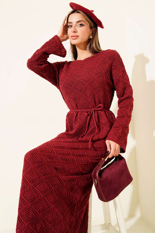 İp Kuşaklı Kare Ajurlu Triko Elbise Bordo