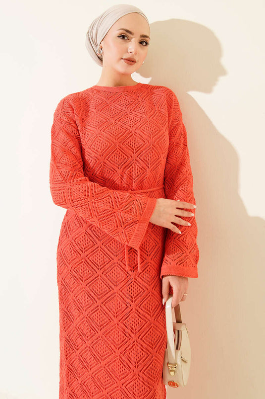 Abito in maglia a quadri traforati con cintura a corda color rosa antico