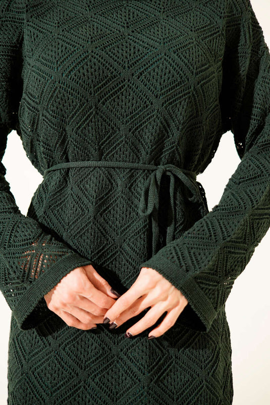 İp Kuşaklı Kare Ajurlu Triko Elbise Zümrüt