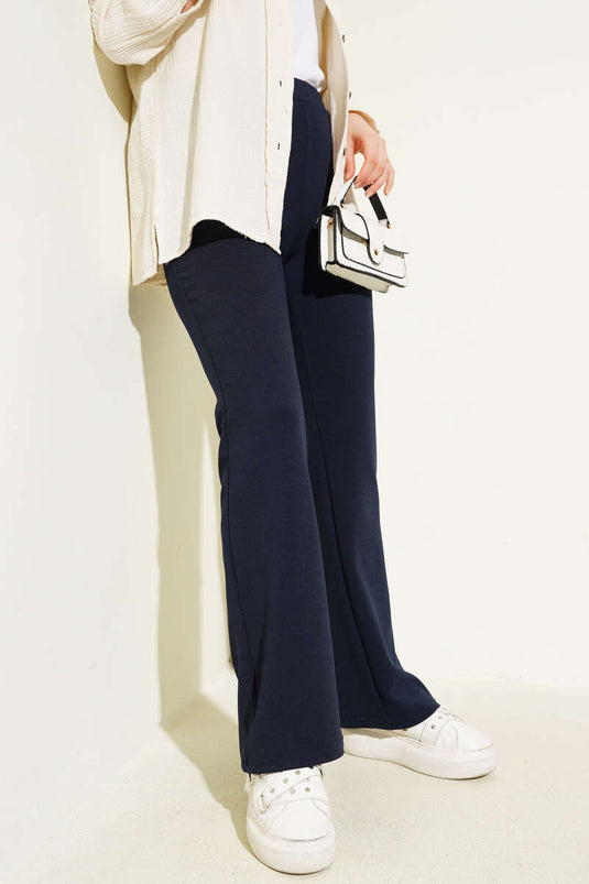 Pantalon à taille élastique et jambes espagnoles bleu marine