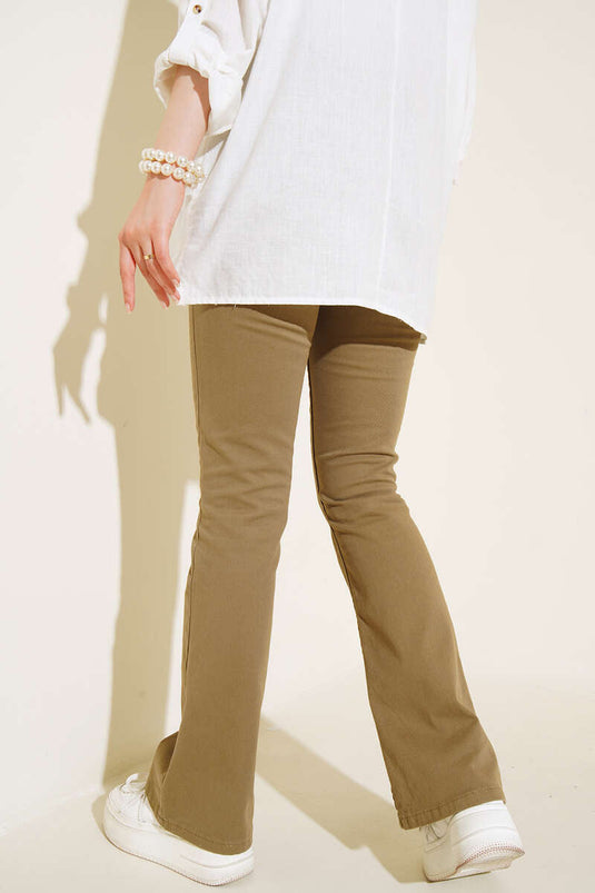 Pantaloni jeans kaki a vita alta con gamba svasata