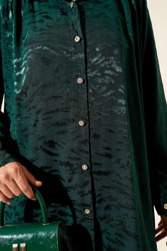 سترة منقوشة بنقشة الجاكار باللون الزمردي