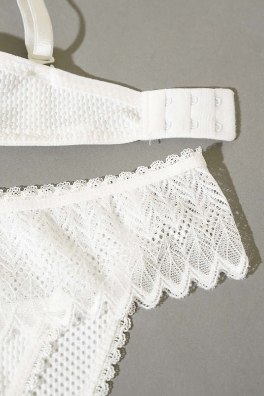 طقم حمالة صدر مبطنة بتفاصيل دانتيل جاكار - لون بيج فاتح