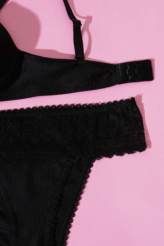 Jakarlı Dantel Detaylı Desteksiz Sütyen Takım Siyah