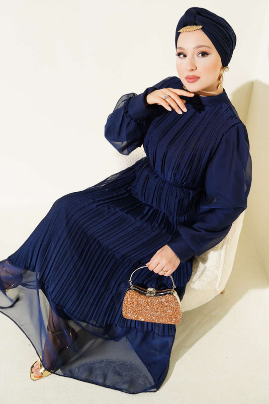 فستان جانجان المطوي باللون الأزرق الداكن