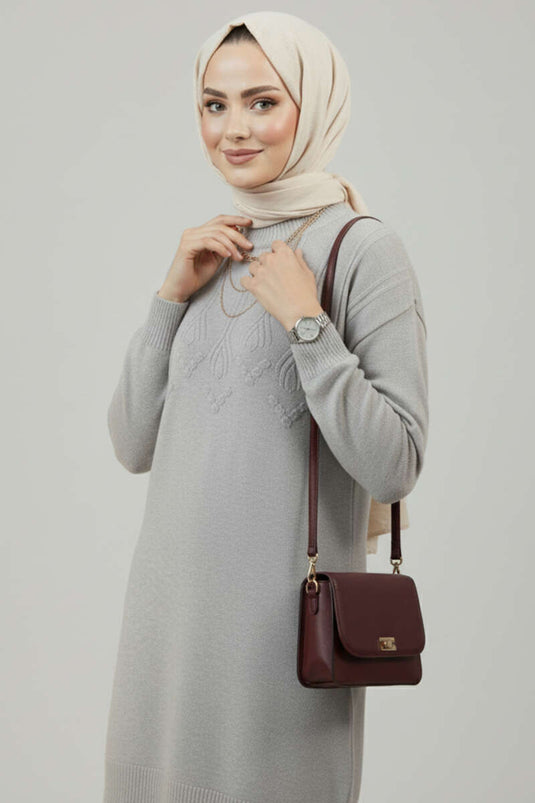 Tunique grise en maille douce à motif en relief