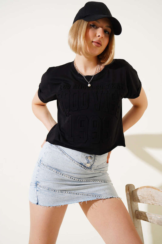 Embossed Short T-shirt Black