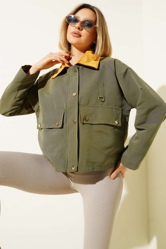 Veste kaki à col en velours et double poche