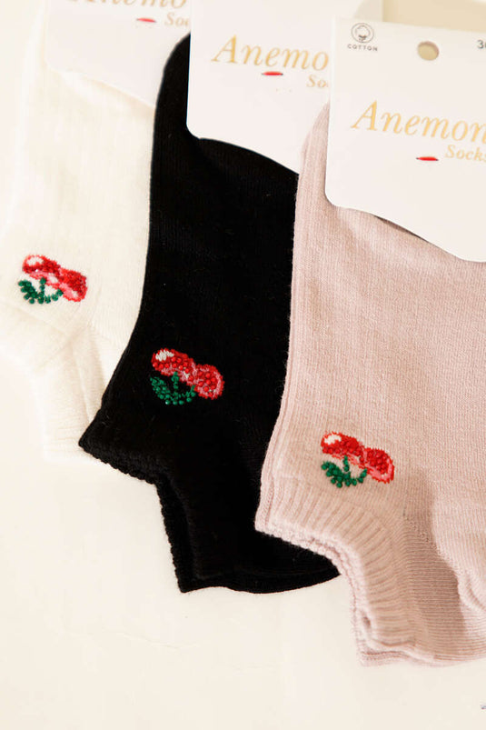 مجموعة نسائية من 3 جوارب قصيرة مزينة بحجر صغيرة متنوعة 8