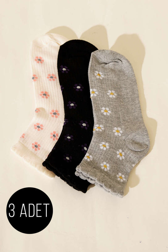 Women's Set of 3 Short Cuff Socks with Embroidery Details Assorted 10