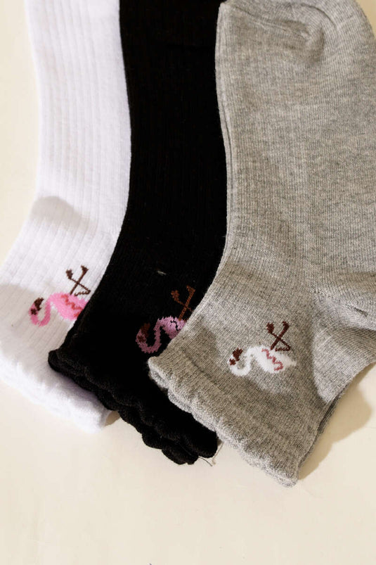 Women's Set of 3 Short Cuff Socks with Embroidery Details Assorted 3