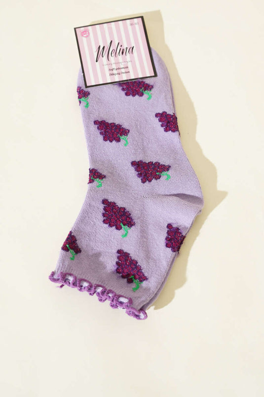 جوارب نسائية قصيرة بنقشة فواكه، لون أرجواني فاتح