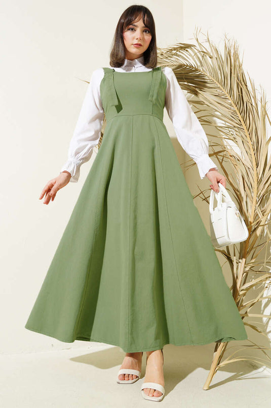 سترة من الجبردين بأشرطة سميكة باللون الأخضر اللوزي