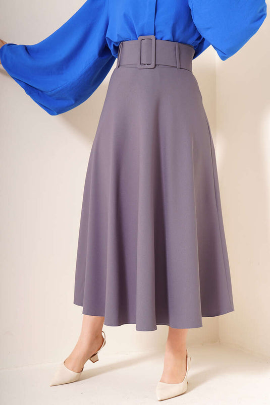 تنورة واسعة بحزام سميك رمادي داكن