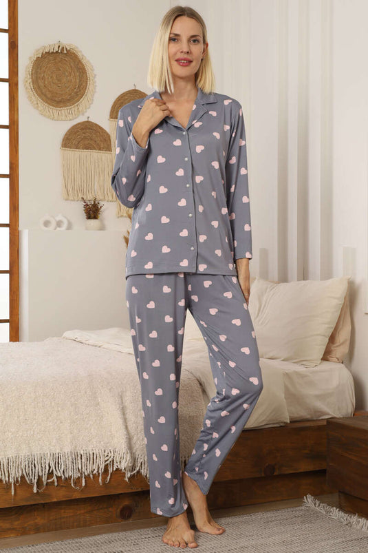 طقم بيجامة بأزرار بنقشة القلب رمادي