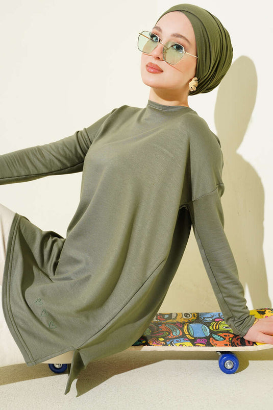 تونيك أساسي بتفصيل قلب باللون الزيتوني