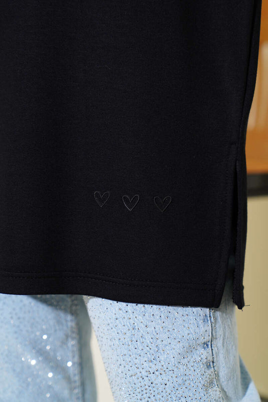 تونيك أساسي أسود بتفاصيل على شكل قلب