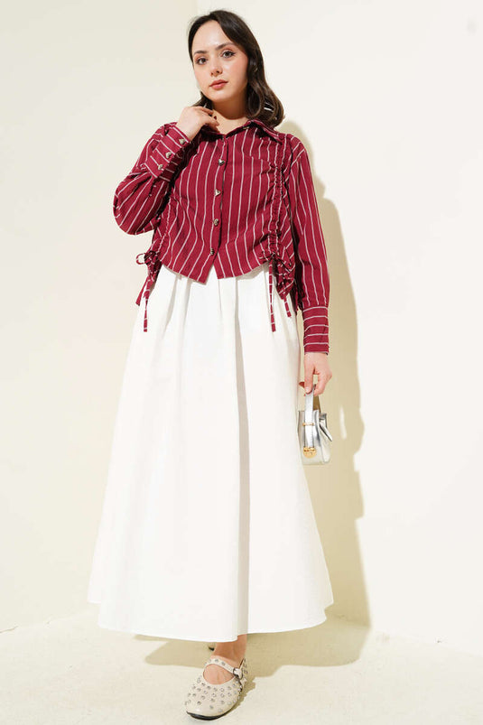 Kurzes Hemd mit Herz-Knopfleiste und Raffung, Weinrot