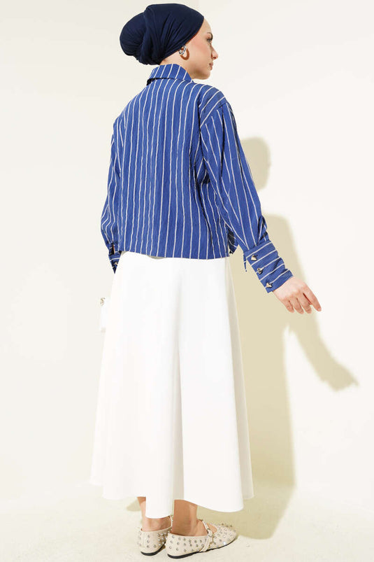 قميص قصير متجمع بأزرار أمامية على شكل قلب، أزرق داكن