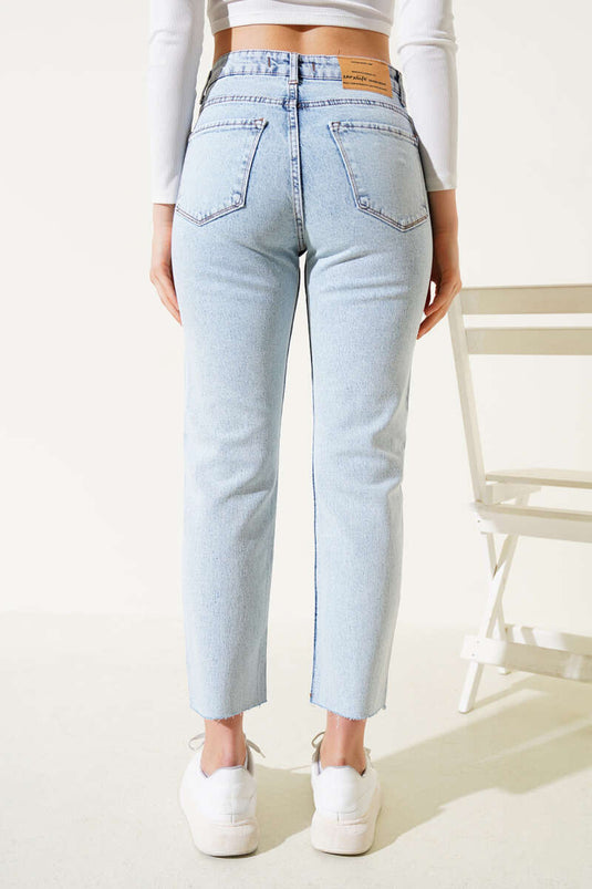 Heart Stone Cut Skinny Leg Jeans in Snow Light