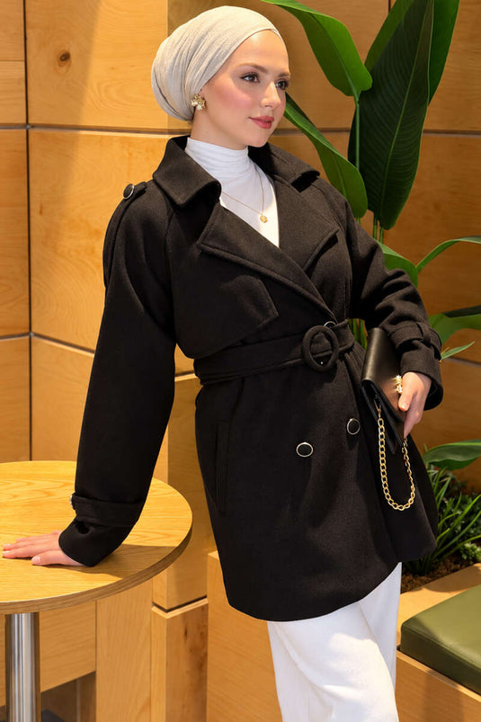 Cappotto Nero Con Cintura E Bottoni