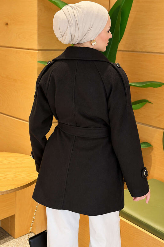 Cappotto Nero Con Cintura E Bottoni