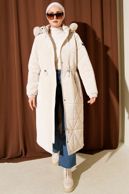 معطف طويل مبطن بقلنسوة من البقلاوة الحجرية