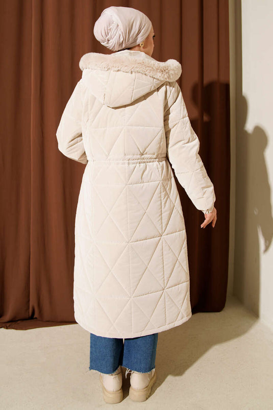 معطف طويل مبطن بقلنسوة من البقلاوة الحجرية