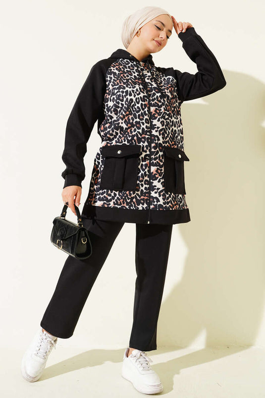 بدلة غوص من قطعتين بغطاء رأس وجيب ونقشة جلد النمر باللون الأسود