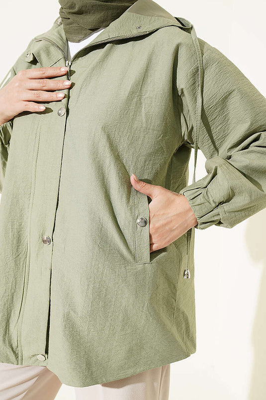 Abrigo Con Capucha Y Botones En Verde Menta