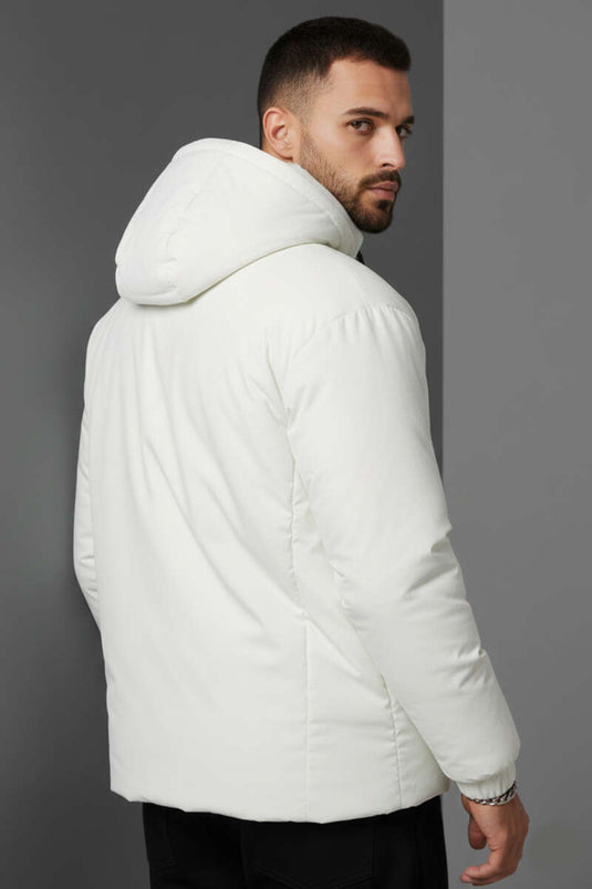 معطف رجالي مبطن بغطاء رأس بلون عاجي