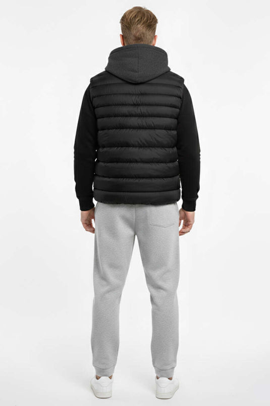 سترة رجالية مبطنة بغطاء رأس باللون الأسود