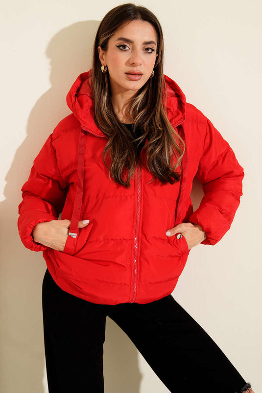 جاكيت قصير منفوخ بسحاب وغطاء رأس، أحمر