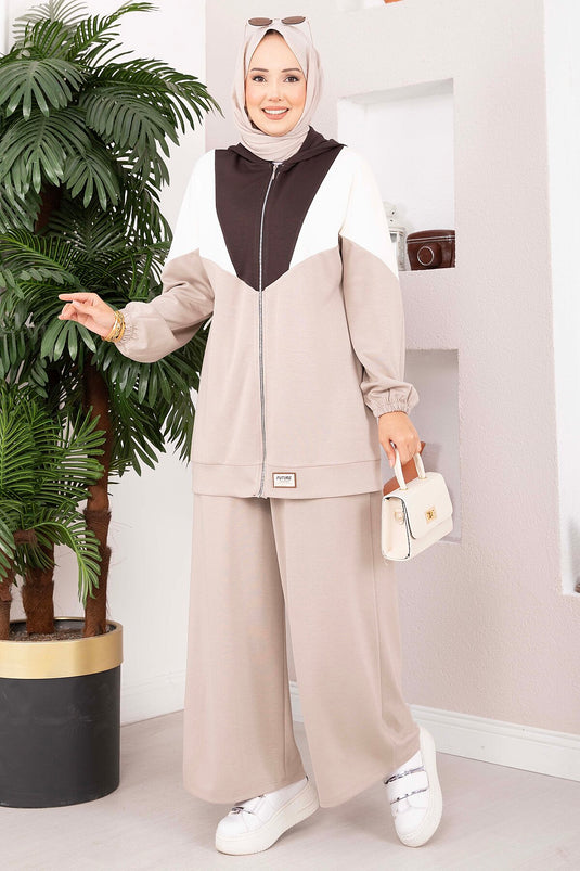 Completo Sportivo Con Cappuccio E Zip In Caffè